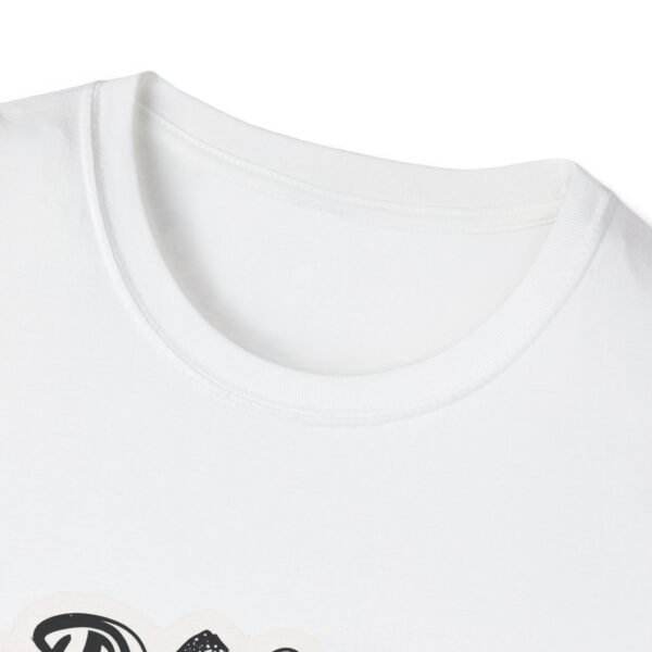 Daly Waters Unisex T-shirt, Vintage Style Tee Travel Souvenir Top, Australia Road Trip - Image 3